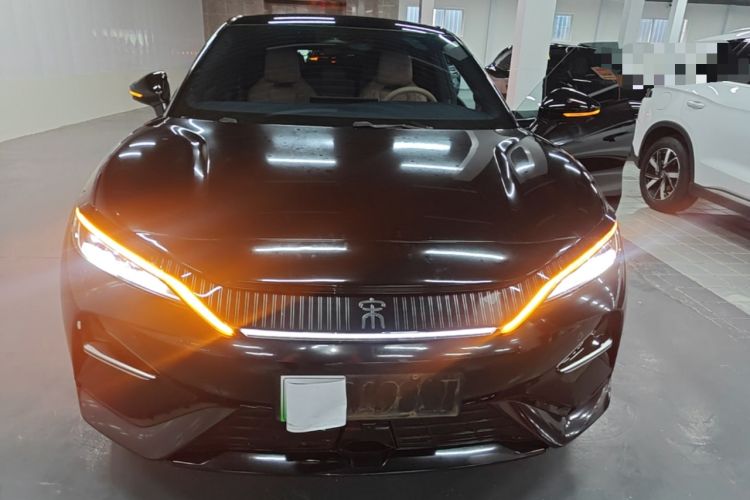Used BYD Song L EV 2024 550 km Excellence Version Front