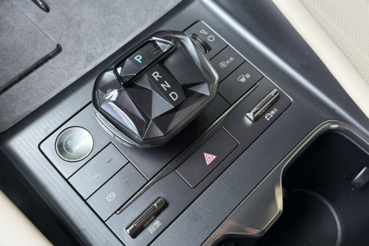 Used BYD Song L EV 2024 550km Beyond Edition Gear Lever