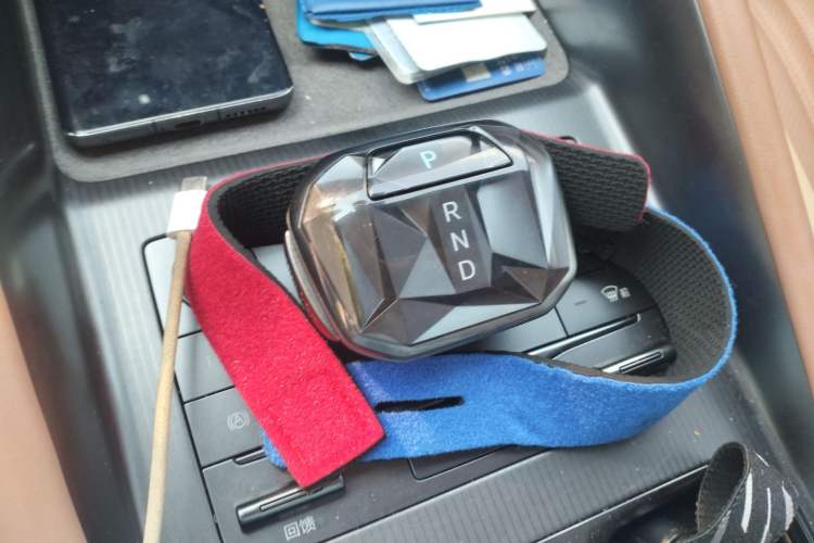 Used BYD Song L EV 2024 662 km Excellence Version Gear Lever