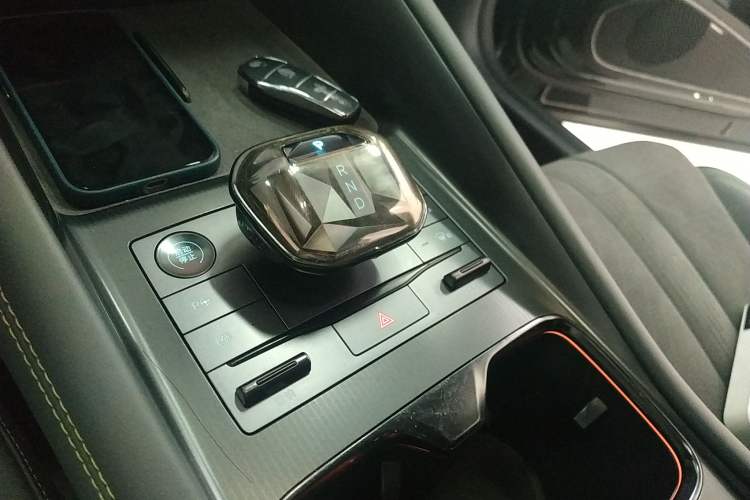 Used BYD Song L EV 2024 602 km All-Wheel-Drive Excellence Version Gear Lever