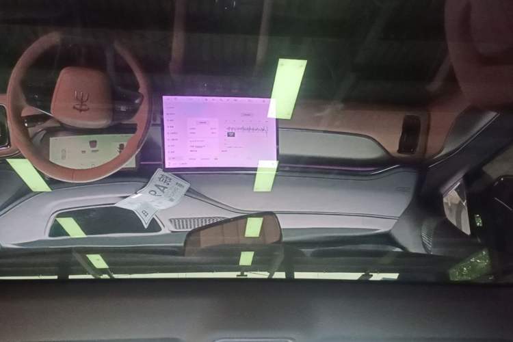 Used BYD Song L EV 2024 662 km Excellence Version Headliner