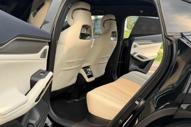 Used BYD Song L EV 2024 550km Beyond Edition Interior 1