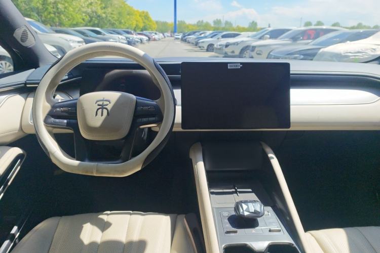Used BYD Song L EV 2024 550km Beyond Edition Interior 2