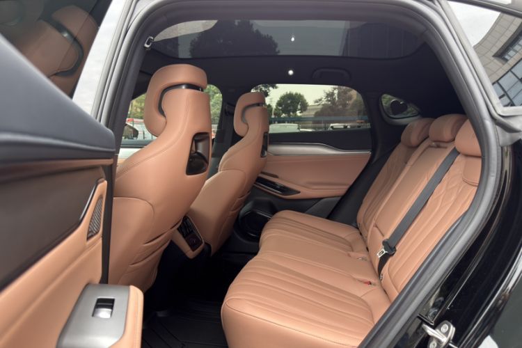 Used BYD Song L EV 2024 550 km Excellence Version Interior 3