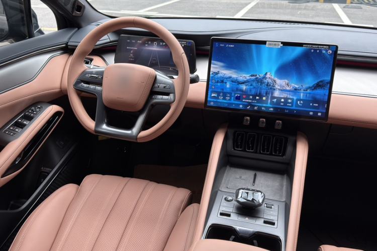 Used BYD Song L EV 2024 550 km Excellence Version Interior 6