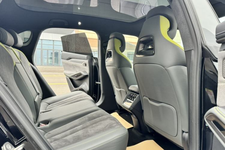 Used BYD Song L EV 2024 602 km All-Wheel-Drive Excellence Version Interior 6