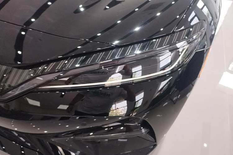 Used BYD Song L EV 2024 550 km Excellence Version Left Front Headlight