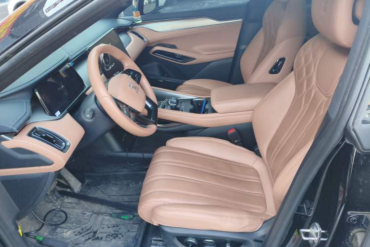 Used BYD Song L EV 2024 662 km Excellence Version Left Front Seat