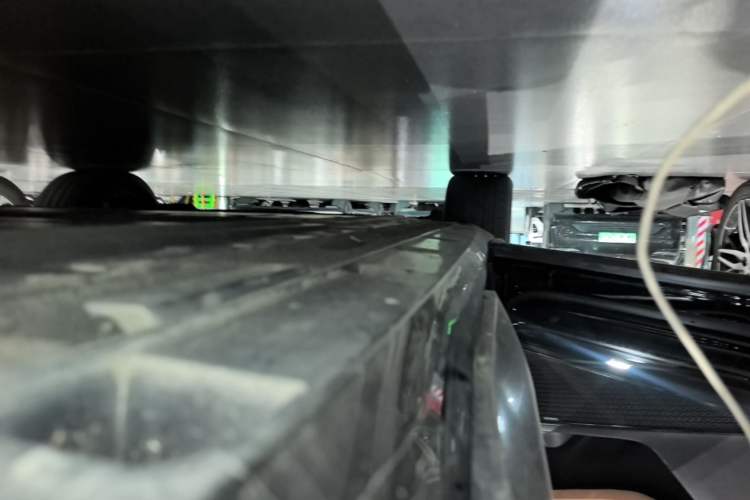 Used BYD Song L EV 2024 550 km Excellence Version Left Side Sill