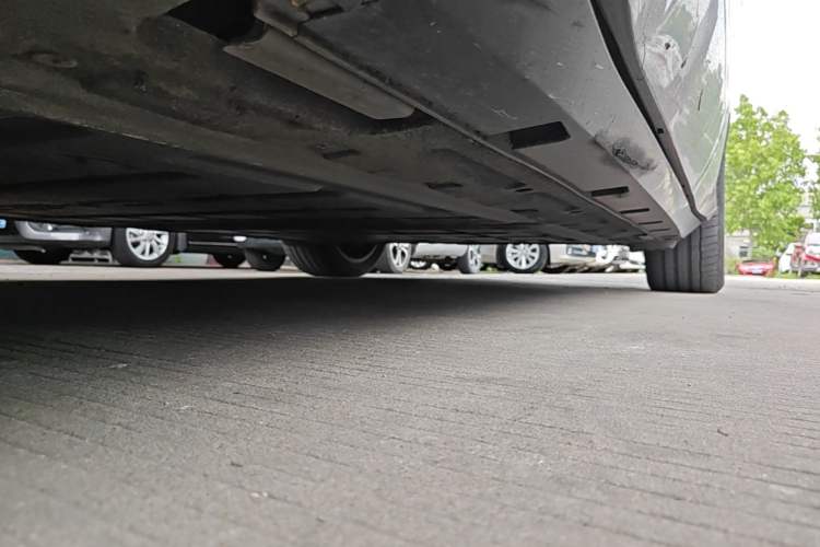 Used BYD Song L EV 2024 662 km Excellence Version Left Side Sill