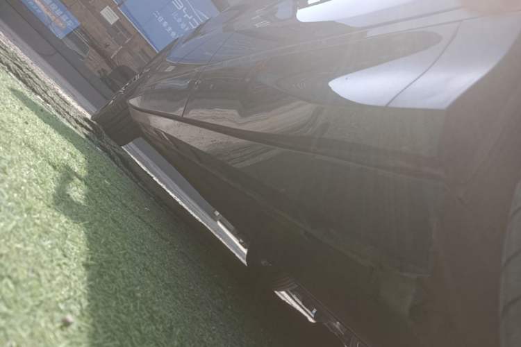 Used BYD Song L EV 2024 602 km All-Wheel-Drive Excellence Version Left Side Sill