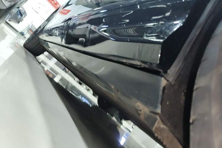 Used BYD Song L EV 2024 550 km Excellence Version Left Side Sill