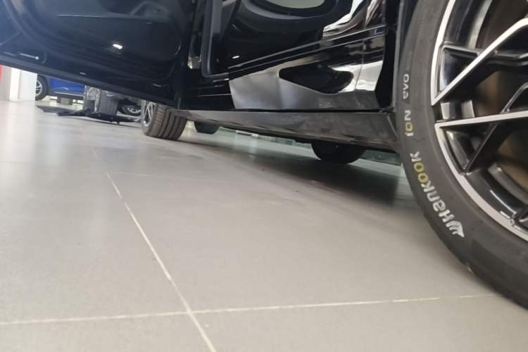 Used BYD Song L EV 2024 602 km All-Wheel-Drive Excellence Version Left Side Sill