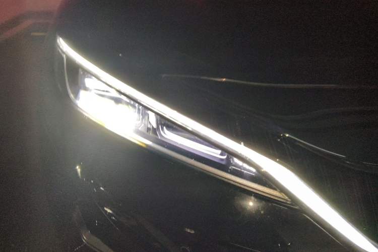 Used BYD Song L EV 2024 602 km All-Wheel-Drive Excellence Version Right Front Headlight