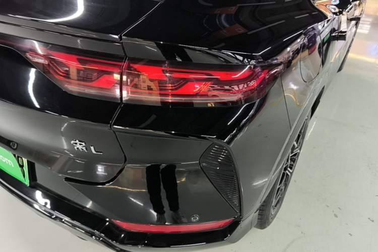 Used BYD Song L EV 2024 602 km All-Wheel-Drive Excellence Version Right Rear Taillight