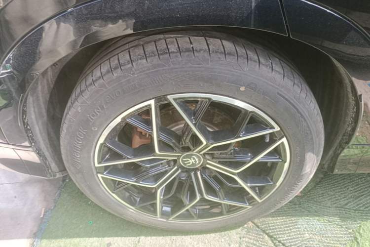 Used BYD Song L EV 2024 602 km All-Wheel-Drive Excellence Version Right Rear Wheel Hub