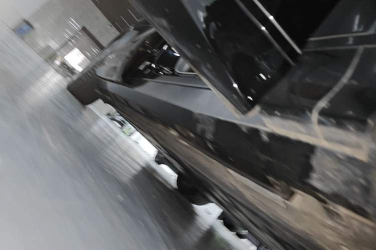 Used BYD Song L EV 2024 550 km Excellence Version Right Side Sill