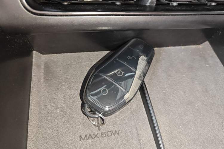 Used BYD Song L EV 2024 662 km Excellence Version Vehicle Key