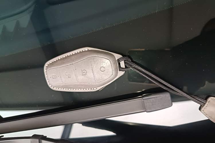 Used BYD Song L EV 2024 602 km All-Wheel-Drive Excellence Version Vehicle Key