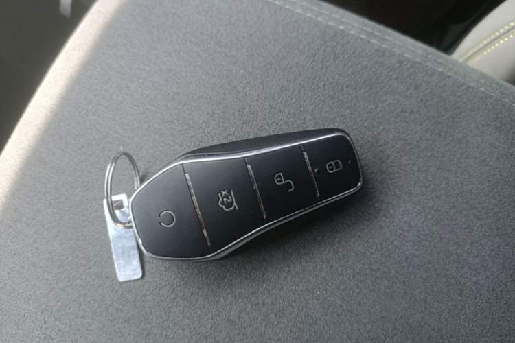 Used BYD Song L EV 2024 602 km All-Wheel-Drive Excellence Version Vehicle Key
