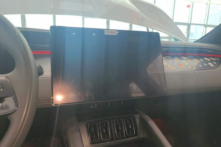 Used BYD Song L EV 2024 602 km All-Wheel-Drive Excellence Version Audio And AC Panel