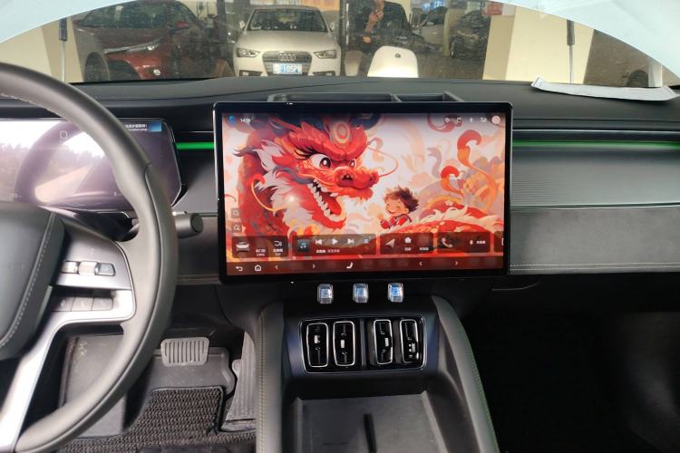 Used BYD Song L EV 2024 602 km All-Wheel-Drive Excellence Version Audio And AC Panel