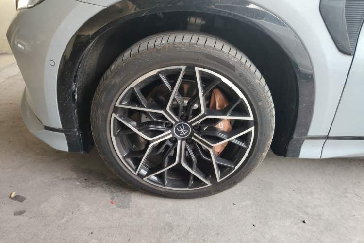 Used BYD Song L EV 2024 602 km All-Wheel-Drive Excellence Version Exterior 1