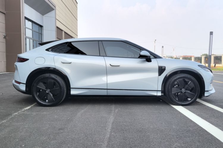 Used BYD Song L EV 2024 550 km Excellence Version Exterior 3