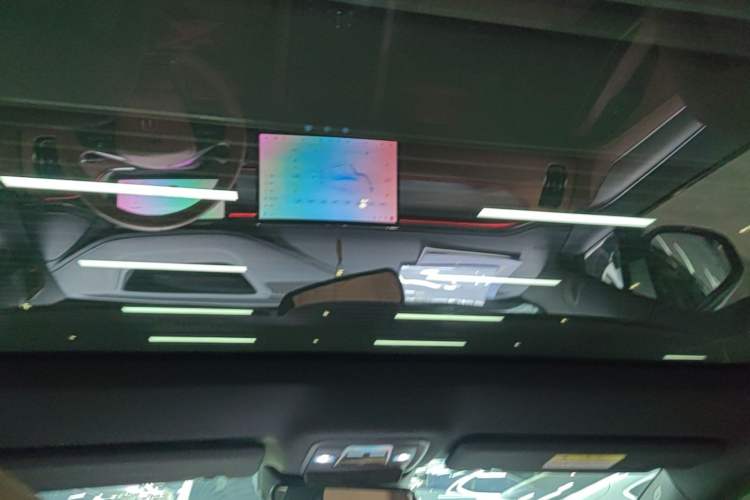 Used BYD Song L EV 2024 662 km Excellence Version Headliner