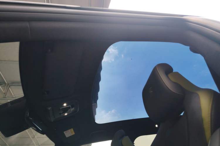 Used BYD Song L EV 2024 602 km All-Wheel-Drive Excellence Version Headliner