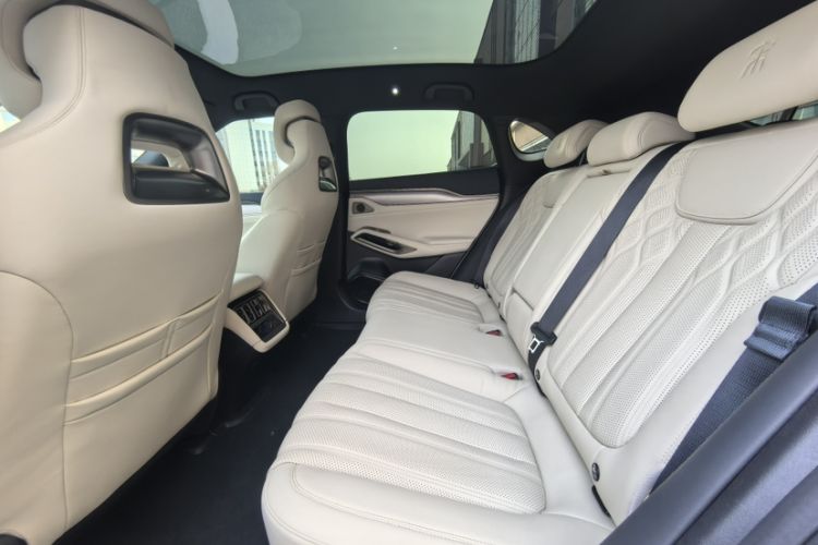 Used BYD Song L EV 2024 550 km Excellence Version Interior 2