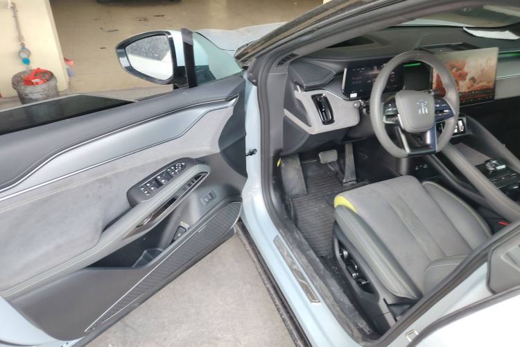 Used BYD Song L EV 2024 602 km All-Wheel-Drive Excellence Version Interior 3