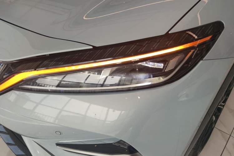 Used BYD Song L EV 2024 602 km All-Wheel-Drive Excellence Version Left Front Headlight