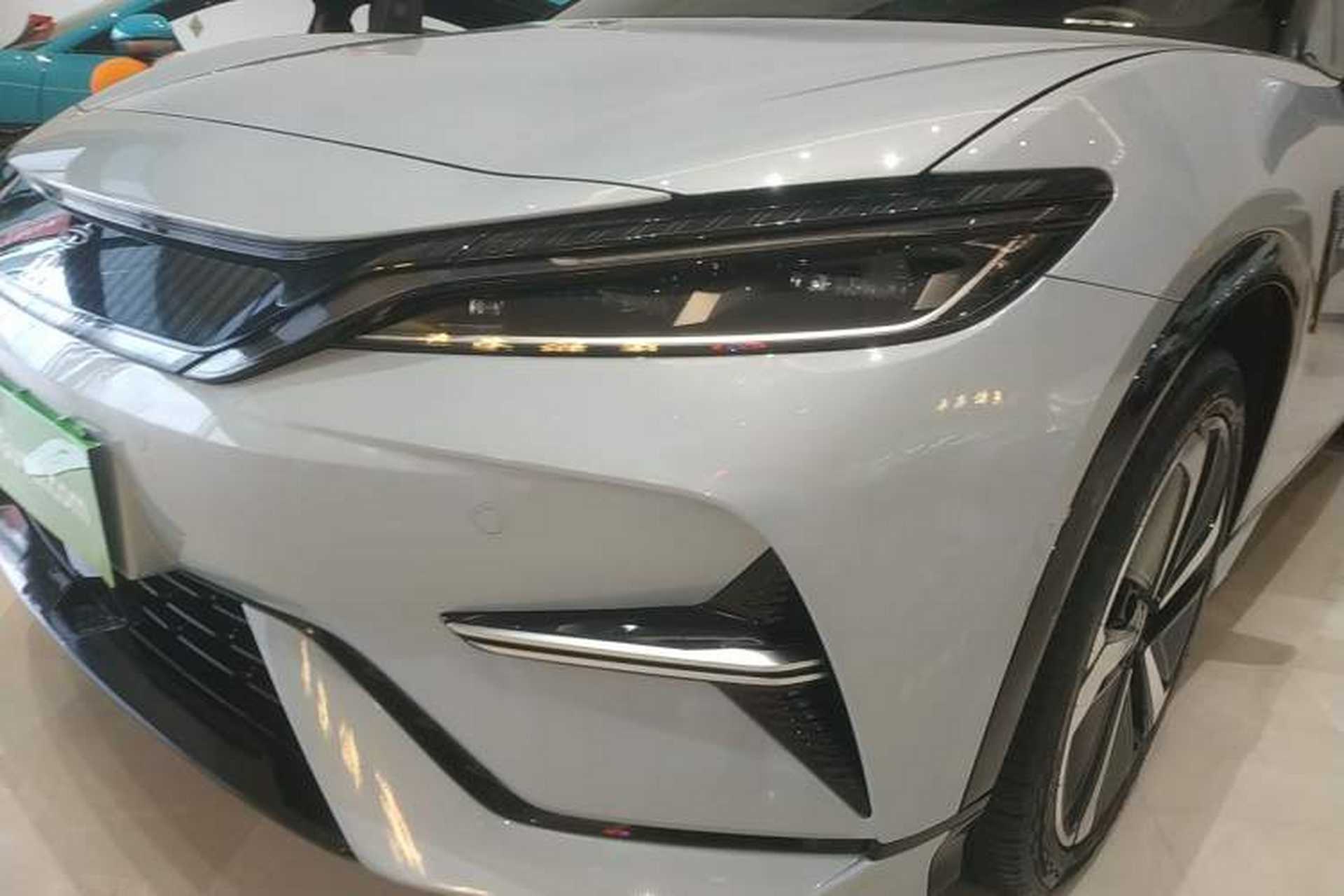 Used BYD Song L EV 2024 662 km Excellence Version Left Front Headlight