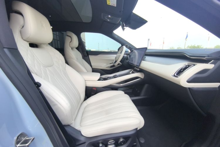 Used BYD Song L EV 2024 550 km Excellence Version Right Front Seat