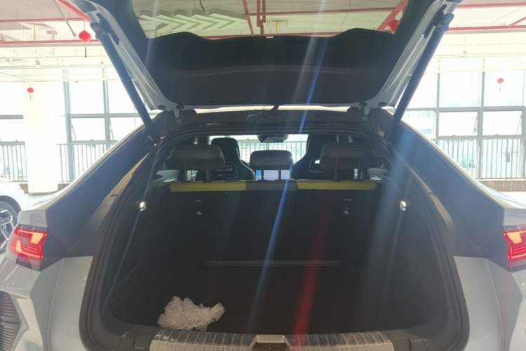 Used BYD Song L EV 2024 602 km All-Wheel-Drive Excellence Version Trunk