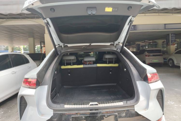 Used BYD Song L EV 2024 602 km All-Wheel-Drive Excellence Version Trunk