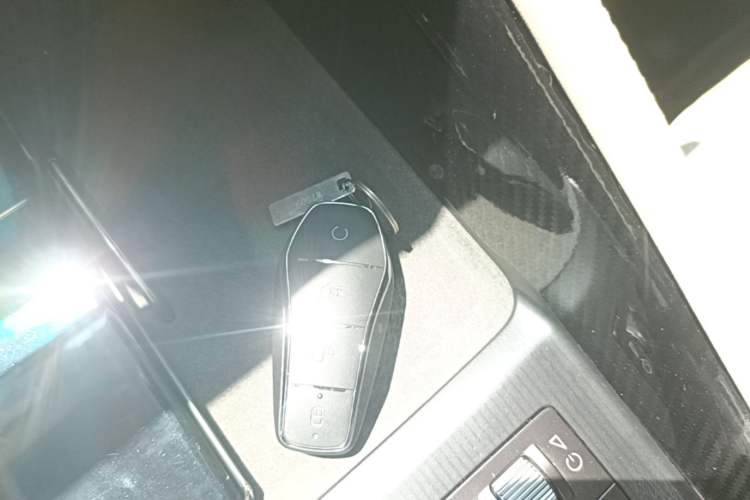 Used BYD Song L EV 2024 550 km Excellence Version Vehicle Key
