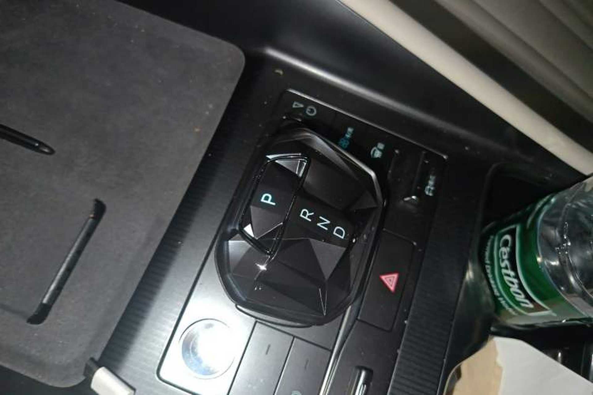 Used BYD Song L EV 2024 662 km Beyond Edition Gear Lever
