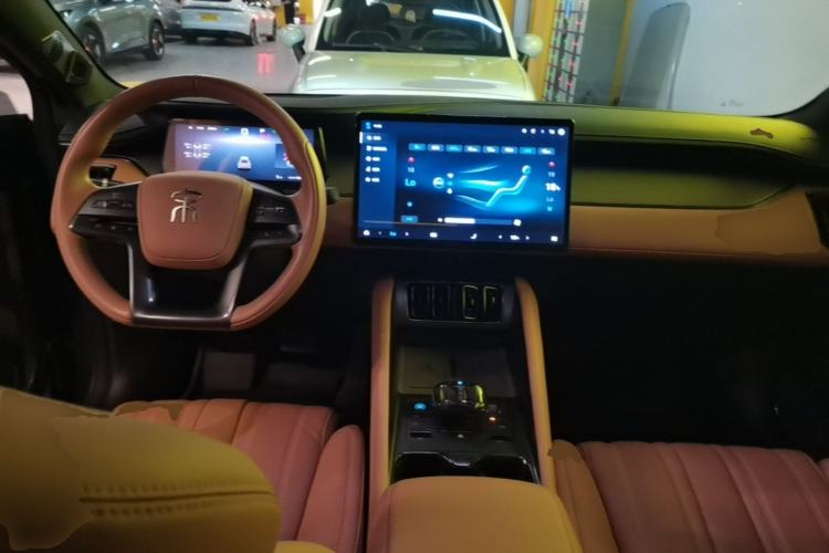 Used BYD Song L EV 2024 662 km Excellence Version Center Console