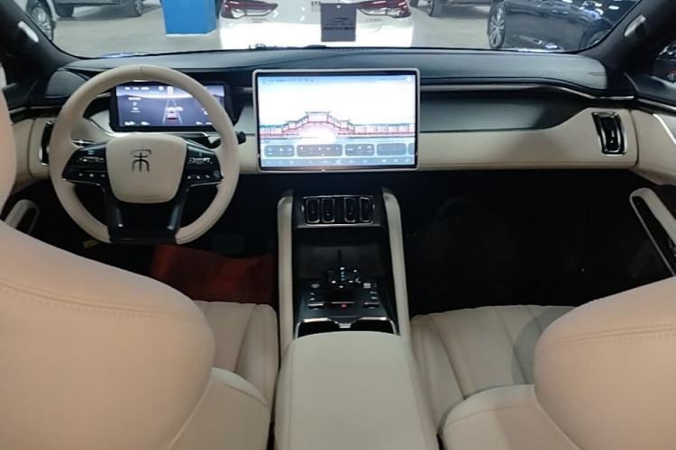 Used BYD Song L EV 2024 550km Beyond Edition Center Console