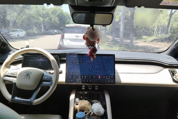 Used BYD Song L EV 2024 550 km Excellence Version Center Console