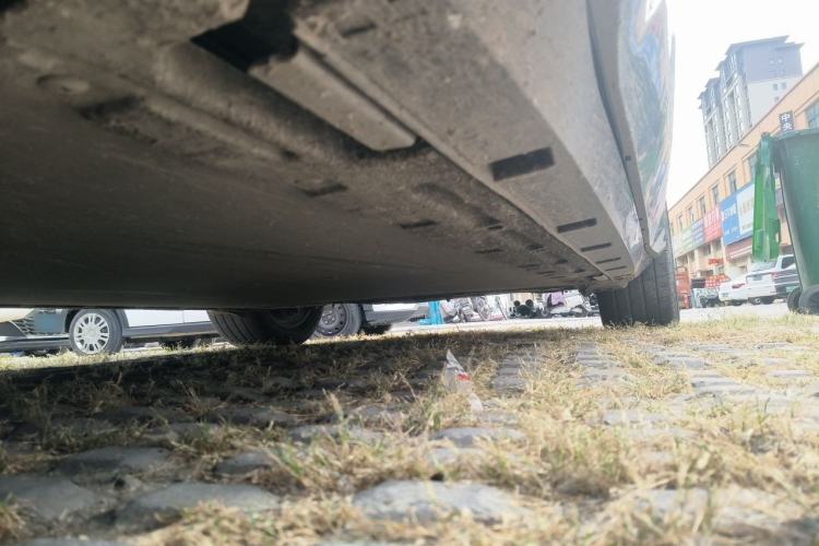 Used BYD Song L EV 2024 550 km Excellence Version Chassis Front Left