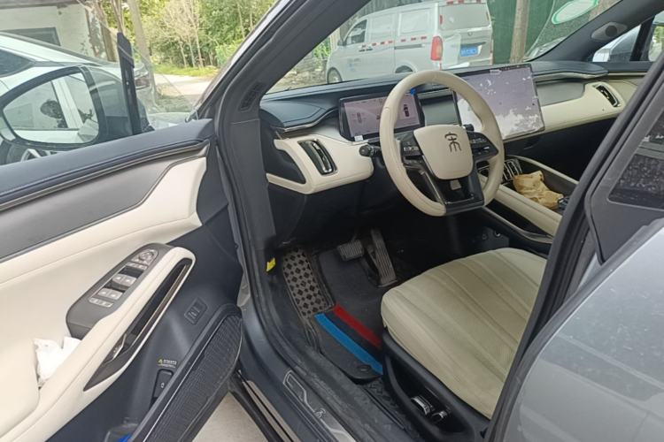 Used BYD Song L EV 2024 550km Beyond Edition Driver Seat