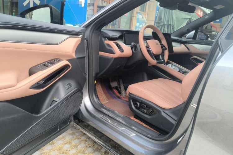Used BYD Song L EV 2024 550 km Excellence Version Driver Seat