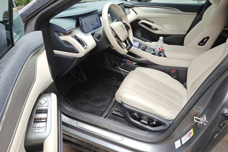 Used BYD Song L EV 2024 662 km Excellence Version Driver Seat