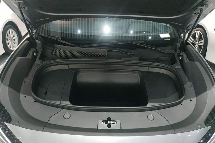 Used BYD Song L EV 2024 662 km Excellence Version Engine Bay