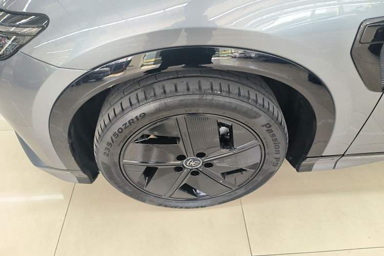 Used BYD Song L EV 2024 550 km Excellence Version Exterior 3