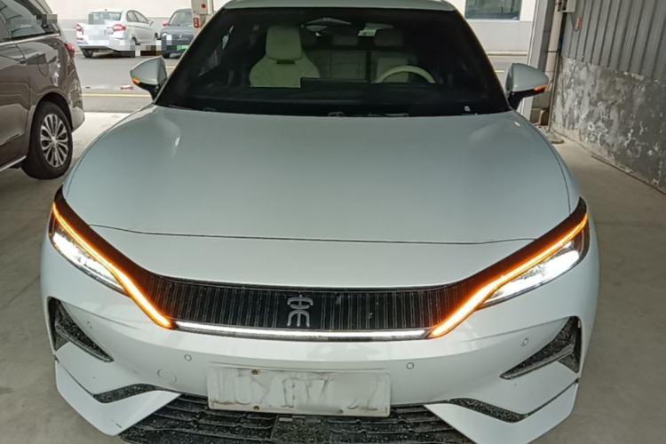 Used BYD Song L EV 2024 662 km Excellence Version Front