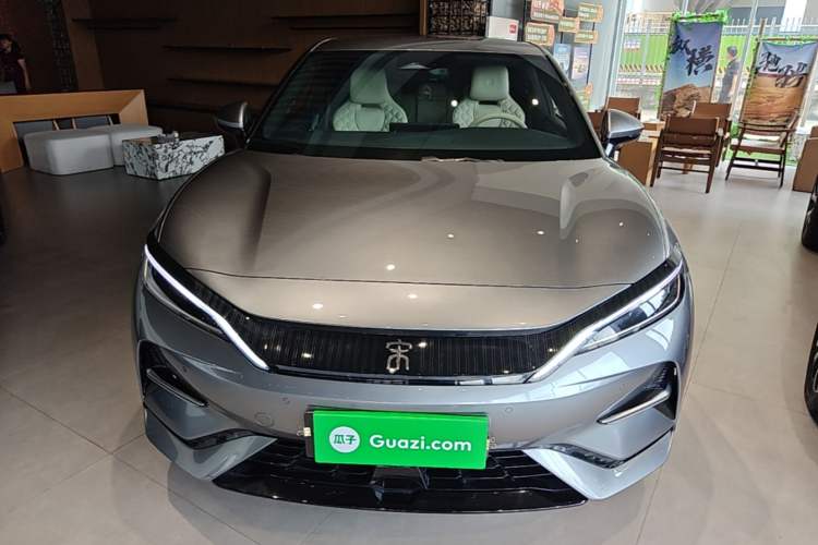 Used BYD Song L EV 2024 662 km Beyond Edition Front
